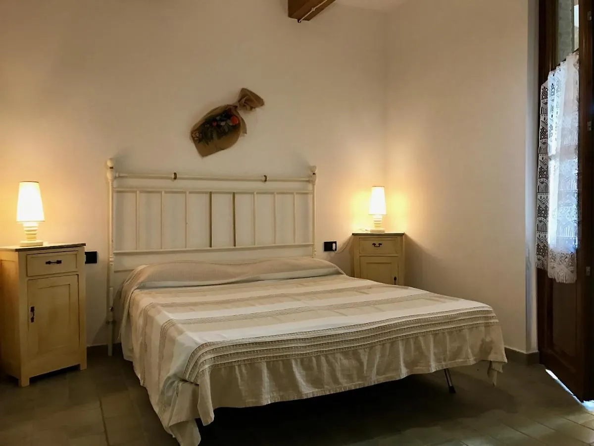 Casale San Giovanni Cura Nuova Aparthotel